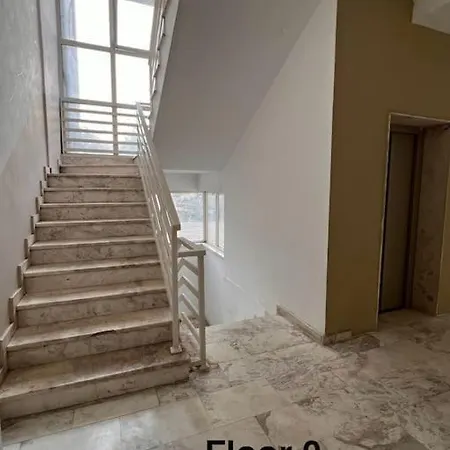 Dry Flat * Tirana